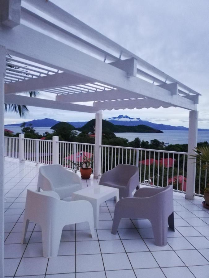 Roches Percees *** Villa Terre-De-Haut Luaran gambar